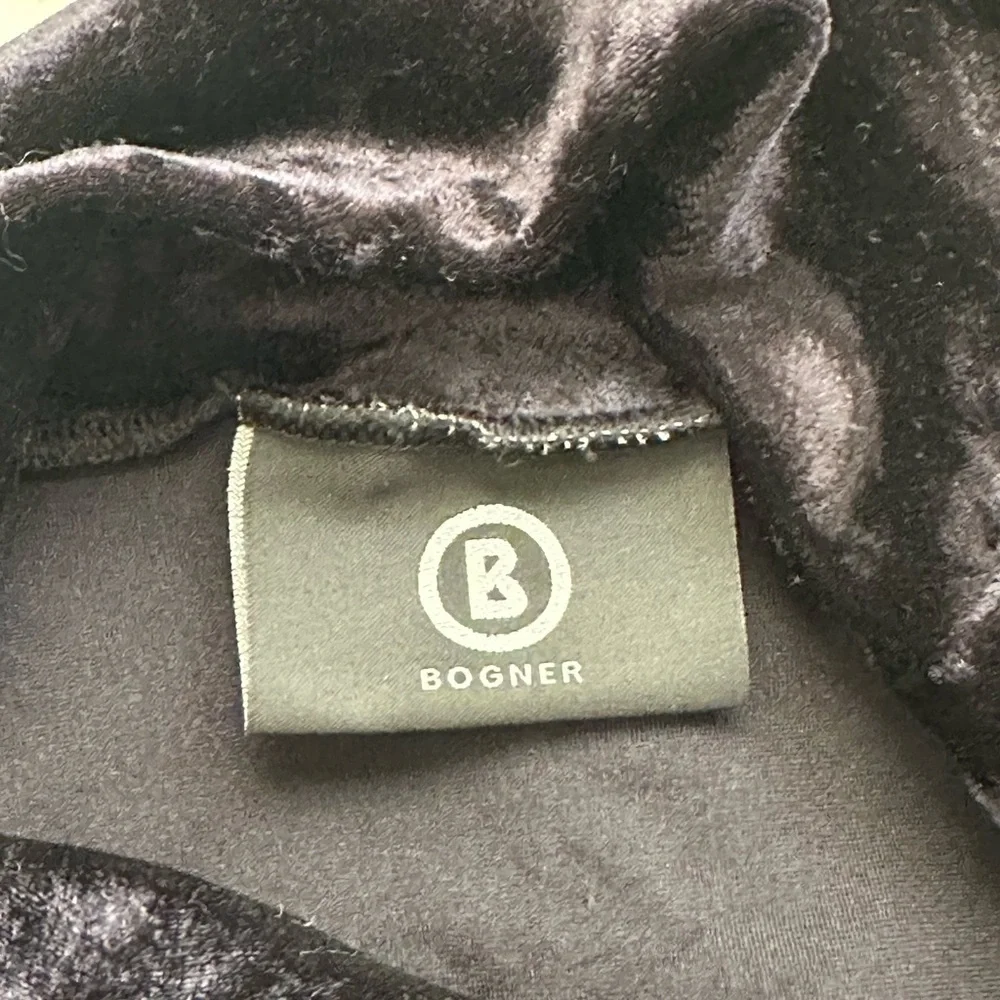 BOGNER Black Crushed Velvet Turtleneck Top Y2K Gothic Après Ski Performance 14 - Picture 12 of 16